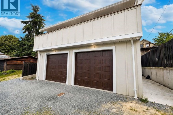 Laundry room - 3376 6th Ave, Port Alberni, BC V9Y4L4 Photo 3