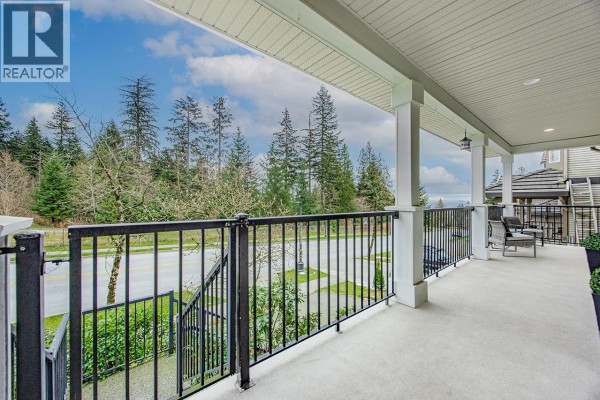 3376 Plateau Boulevard, Coquitlam, BC V3E3R3 Photo 2