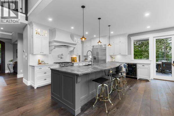 3377 Senkler Road, Port Moody, BC V3H4S3 Photo 5