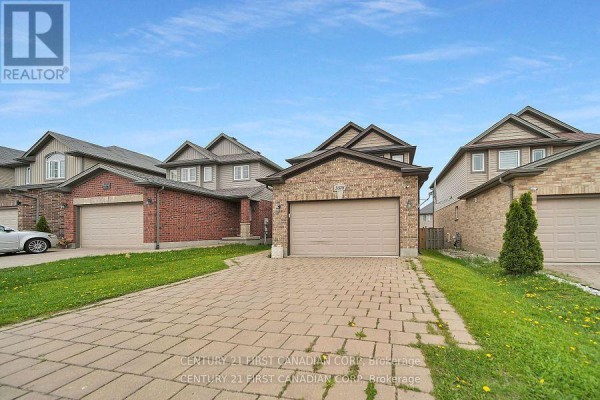 Kitchen - 3378 Emilycarr Lane, London South, ON N6L0A3 Photo 2