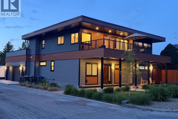 338 Burne Avenue, Kelowna, BC, photo 2