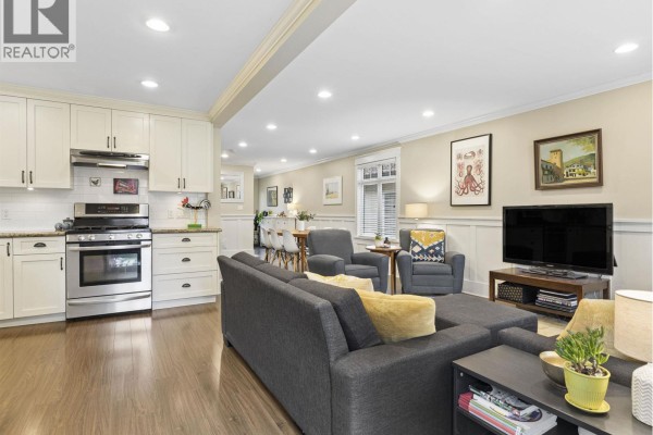 338 E 20th Avenue, Vancouver, BC V5V1M3 Photo 4
