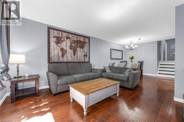 338 East 24th Street, Hamilton, ON, photo 3