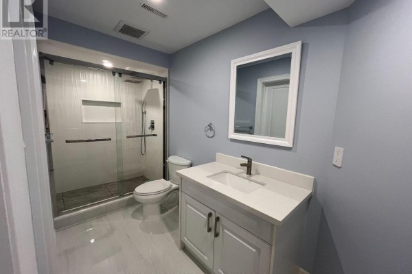 338 Harold Dent Trail, Oakville, ON L6M1R3 Photo 5