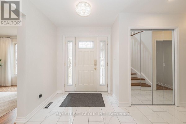 Foyer - 338 Prince Of Wales Drive, Whitby, ON L1N6M9 Photo 3