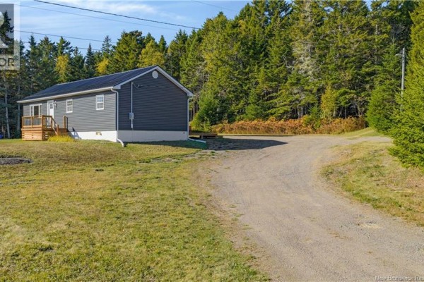 Primary Bedroom - 338 Route 176, Pennfield, NB E5H2L6 Photo 4