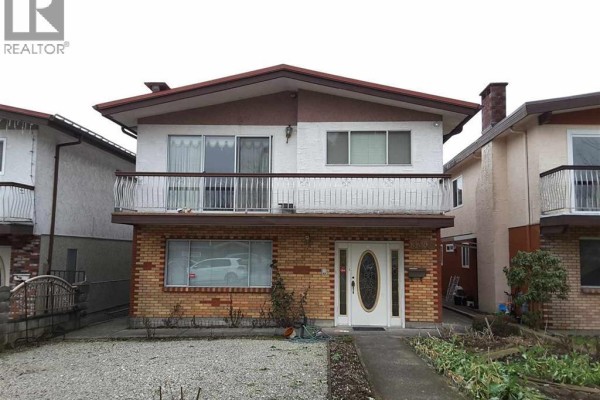 3382 Queens Avenue, Vancouver, BC V5R4V1 Photo 2