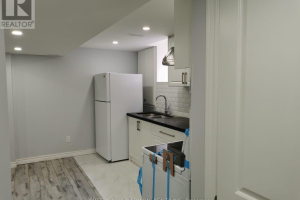 339 Brownridge Drive, Vaughan, ON L4J5X1 Photo 4
