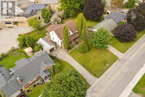 339 Garafraxa Street E, Centre Wellington, ON, photo 2