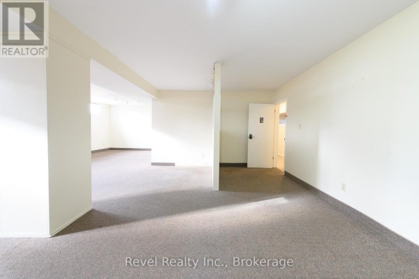 339 Hume Street, Collingwood, ON L9Y1W4 Photo 5
