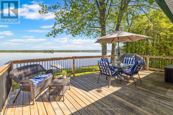 339 Leavoy Lane, Horton, ON K7V3Z8 Photo 5