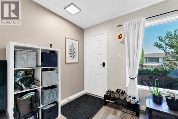Bedroom - 339 Ross Glen Drive Se, Medicine Hat, AB T1B1Y3 Photo 5