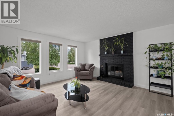 Kitchen - 3391 Bliss Crescent, Prince Albert, SK S6V7L1 Photo 4