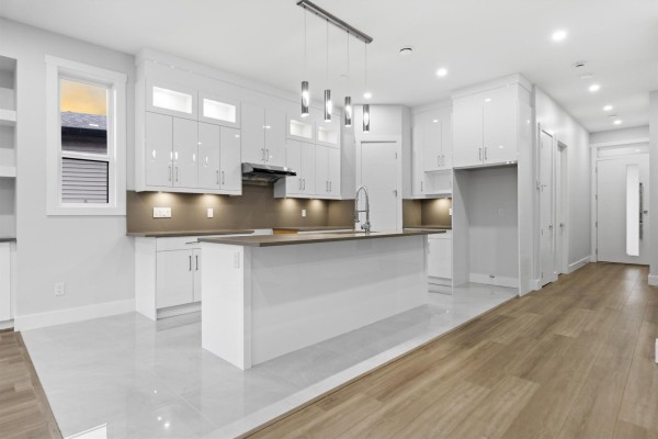 33941 Prentis Avenue, Mission, BC V2V0G5 Photo 2