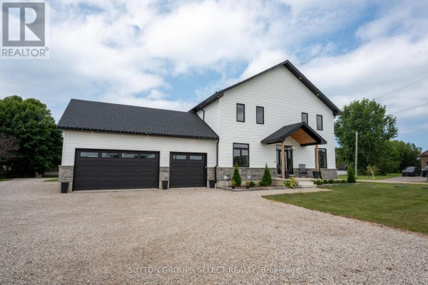 33977 Kildeer Drive, Bluewater, ON, photo 2