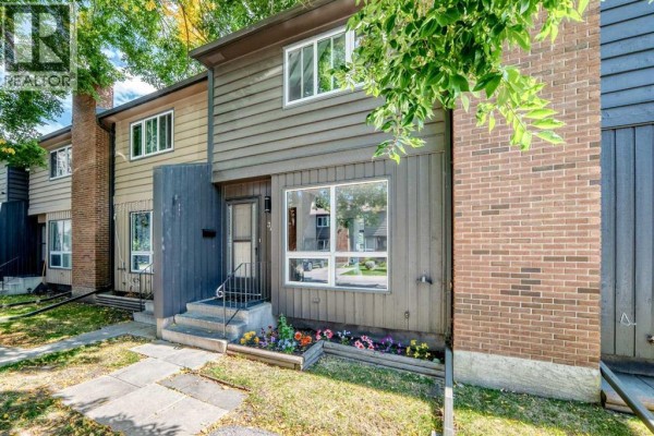 Primary Bedroom - 34, 9908 Bonaventure Drive Se, Calgary, AB T2J5E3 Photo 5