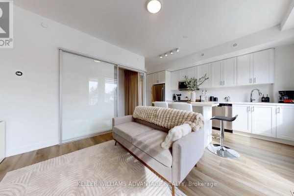 Bedroom - 2 - 1479 O'connor Drive, Toronto, ON M4B2V5 Photo 3