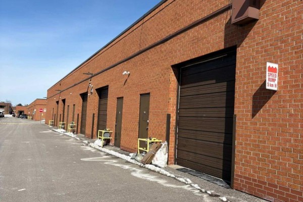 34 - 20 Wertheim Court, Richmond Hill, ON L4B3A8 Photo 5