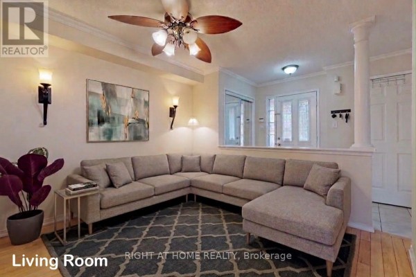 Eating area - 34 - 2665 Thomas Street, Mississauga, ON L5M6G4 Photo 4