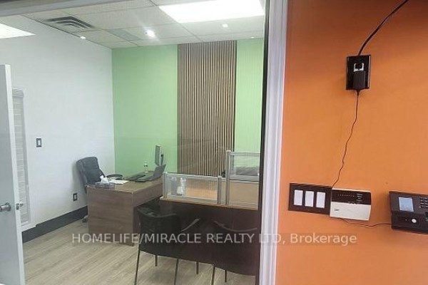 34 - 5160 Explorer Drive, Mississauga, ON L4W4T7 Photo 3