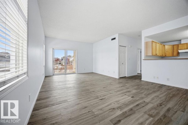Primary Bedroom - #34 1179 Summerside Dr Sw, Edmonton, AB T6X1K1 Photo 4