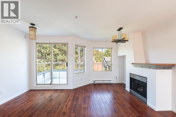 34 2375 W Broadway, Vancouver, BC V6K2E6 Photo 3