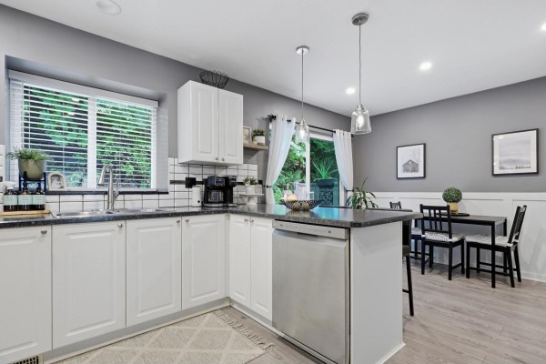 34 3902 Latimer Street, Abbotsford, BC, photo 3