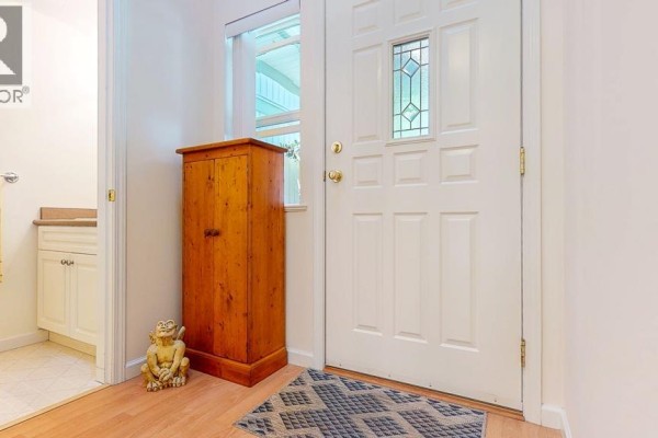 34 735 Park Road, Gibsons, BC V0N1V7 Photo 5