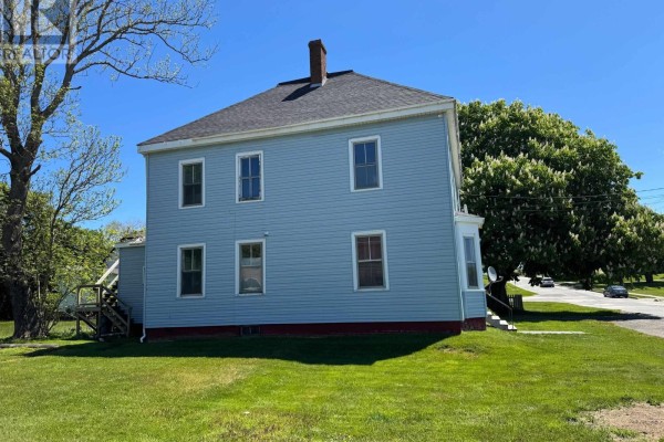 34 Albert Street, Yarmouth, NS B5A3N3 Photo 5