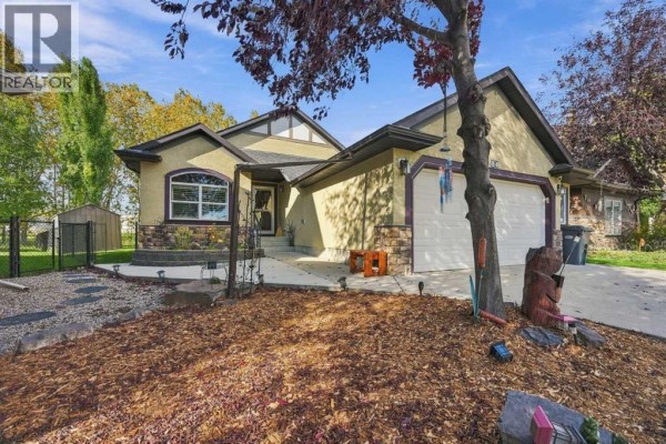 34 Billy Haynes Trail, Okotoks, AB, photo 3