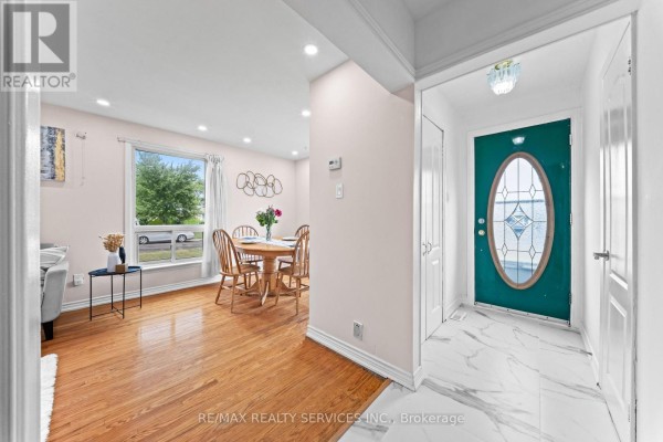Dining room - 34 Cathcart Crescent, Brampton, ON L6T2A5 Photo 5