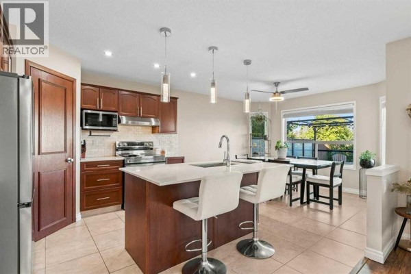 2pc Bathroom - 34 Cranfield Green Se, Calgary, AB T3M1C4 Photo 4