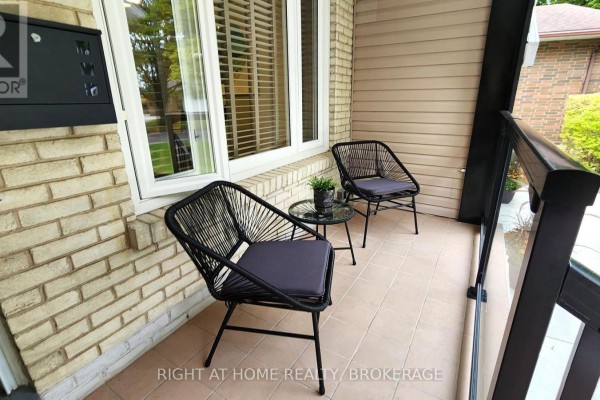 Kitchen - 34 Densgrove Drive, St  Catharines, ON L2M3M2 Photo 4