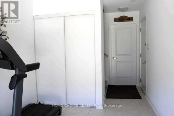 34 Engel Street E, Vaughan, ON L4L0G9 Photo 4