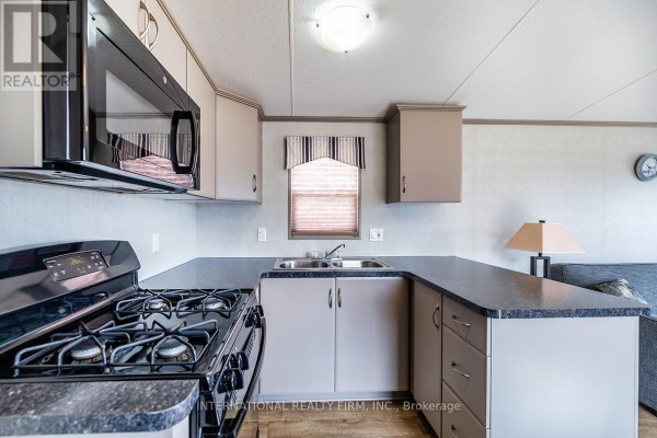 1235 Villiers Line - 34 Glen Abbey, Otonabee South Monaghan, ON K0L2G0 Photo 4