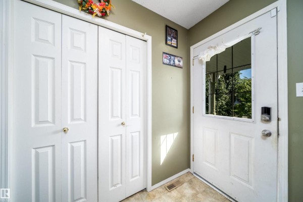 Bedroom 2 - 34 Heatherglen Cl, Spruce Grove, AB T7X4H9 Photo 5