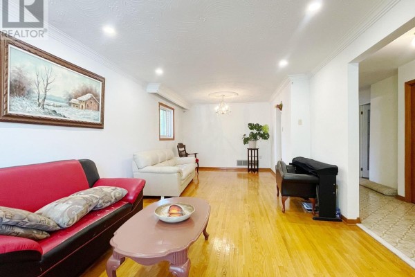 34 Iangrove Terrace, Toronto, ON M1W2H2 Photo 2