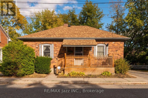 Residential for sale at 34 Jackson Avenue, Peterborough, ON - MLS® AT7KsQ