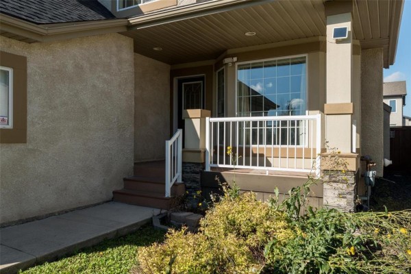 Eat in kitchen - 34 Lakebourne Drive, Winnipeg, MB R2P1K9 Photo 3