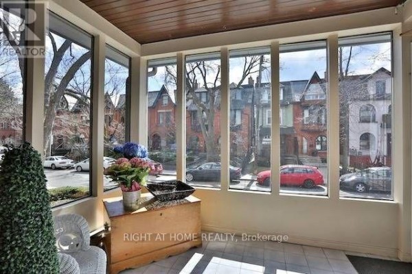 34 Macpherson Avenue, Toronto, ON M5R1W8 Photo 2