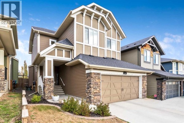 34 Mount Rae Terrace, Okotoks, AB, photo 2