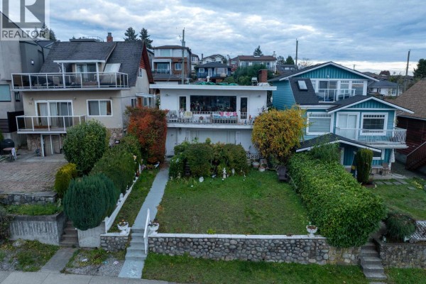34 N Hythe Avenue, Burnaby, BC V5B1G4 Photo 3