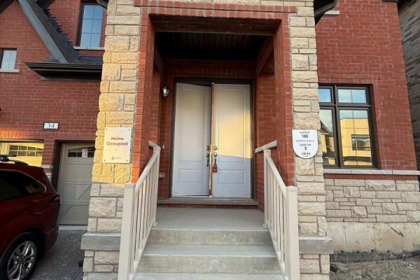 34 Nanhai Avenue, Markham, ON, photo 2