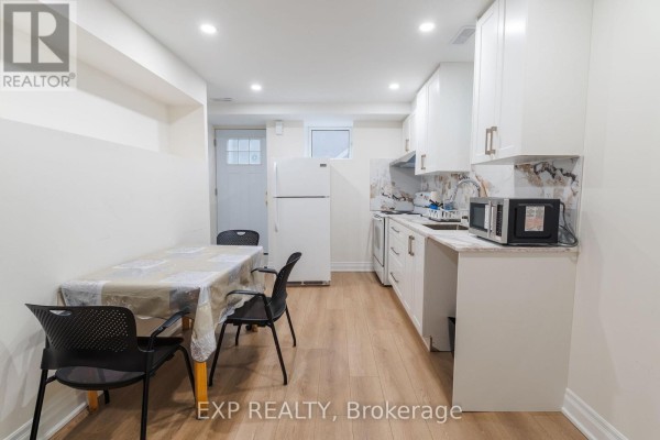 34 Rodda Boulevard, Toronto, ON M1E2Z6 Photo 4