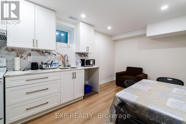 34 Rodda Boulevard, Toronto, ON M1E2Z6 Photo 5