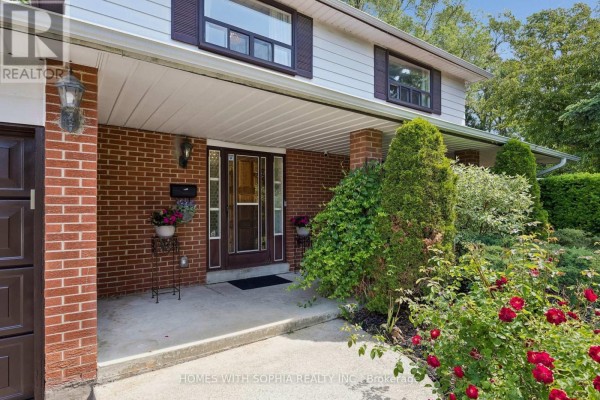 Eating area - 34 Rustywood Drive, Toronto, ON M3A1R8 Photo 5