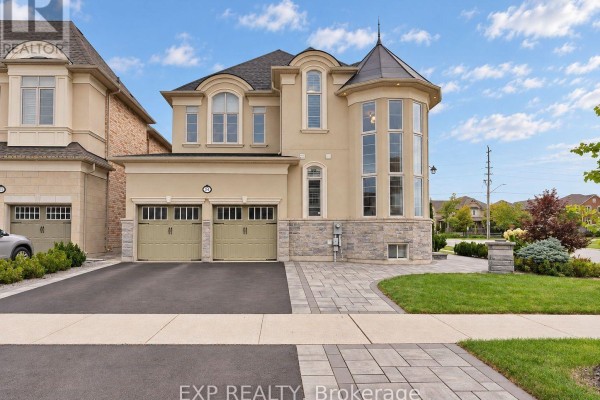 34 Settlement Crescent, Richmond Hill, ON L4E1E4 Photo 2