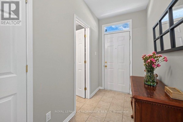 Laundry room - 34 Steel Street, Ottawa, ON K1J6R3 Photo 3