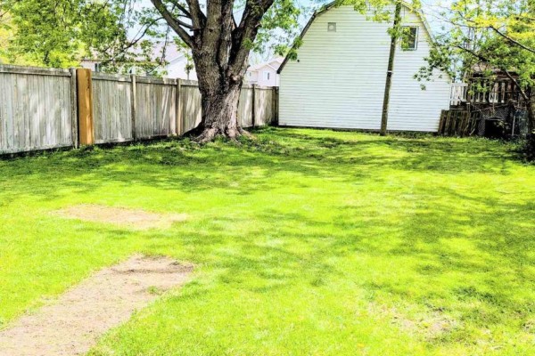 34 Tasker Street, St  Catharines, ON, photo 3