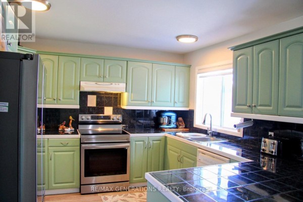 Kitchen - 34 Terrace Heights Drive, Terrace Bay, ON P0T2W0 Photo 3